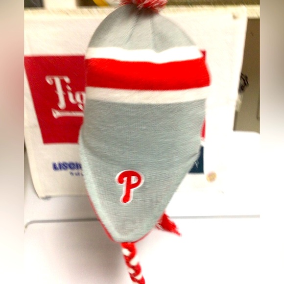 Philadelphia Phillies Vintage Winter Beanie - Picture 2 of 5